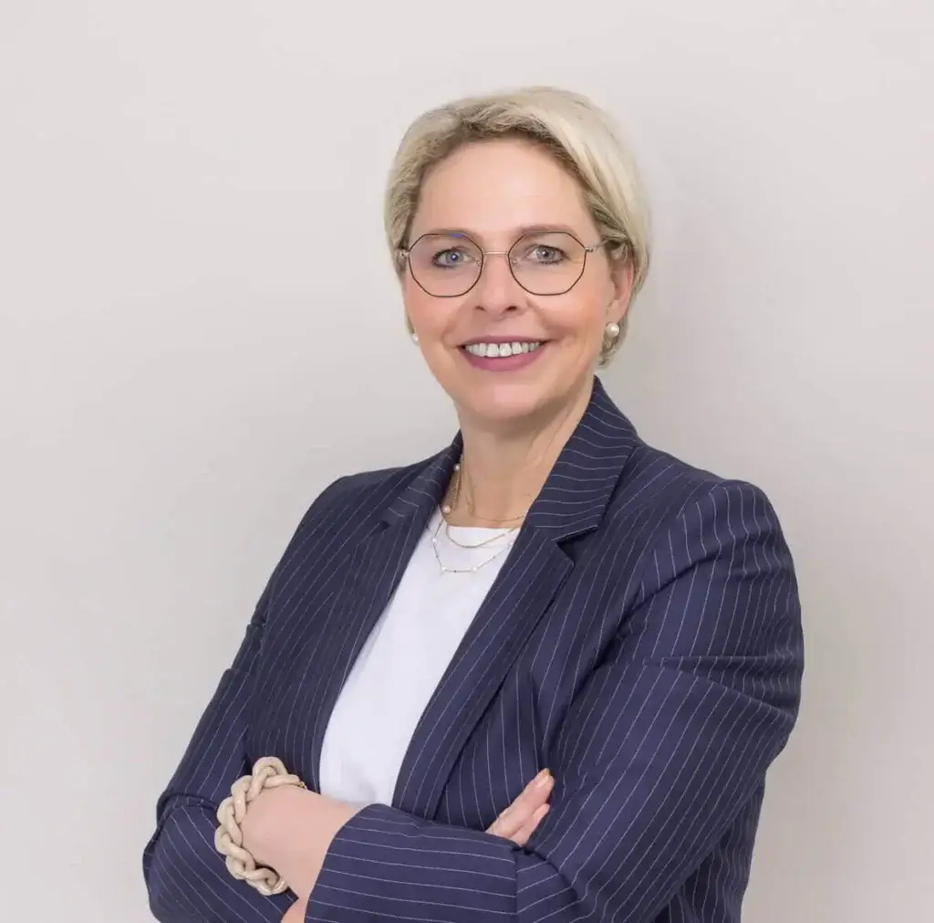 karen-sonnenberger-portrait